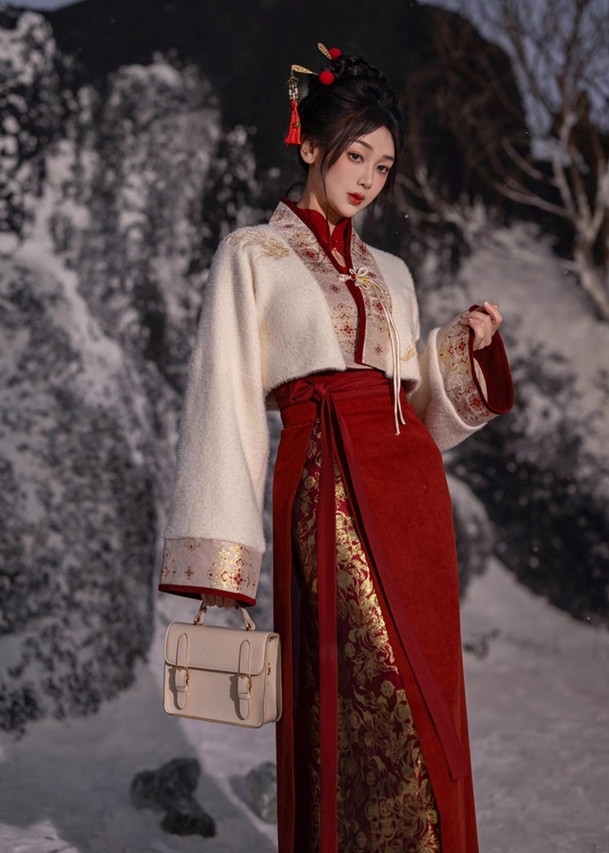 Yearly Bloom | Modern 3-Pieces Mamian Dress Set (年年)