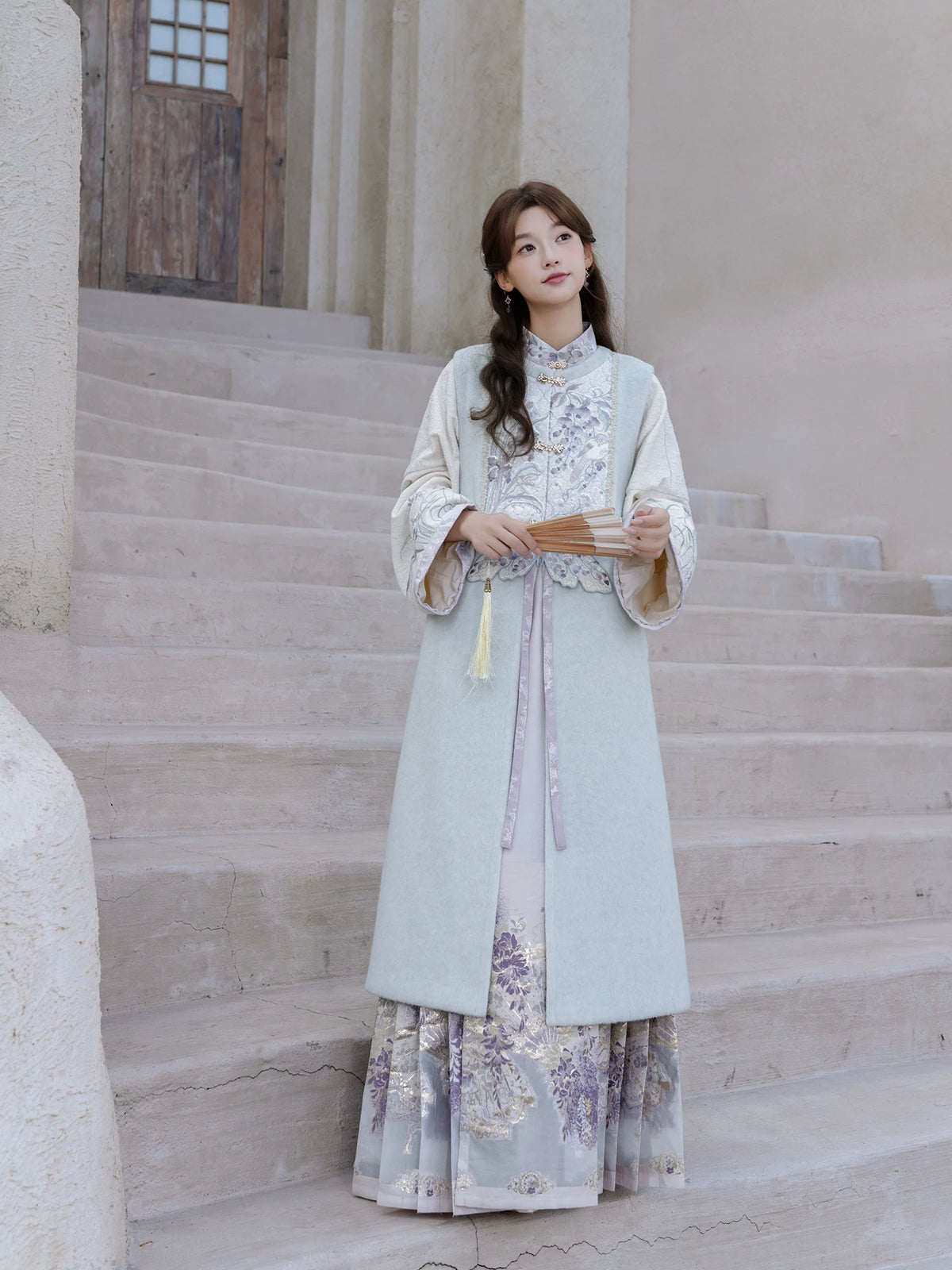 Snowbound Melody | 3-Piece 2027 New Year Hanfu (画弦雪)