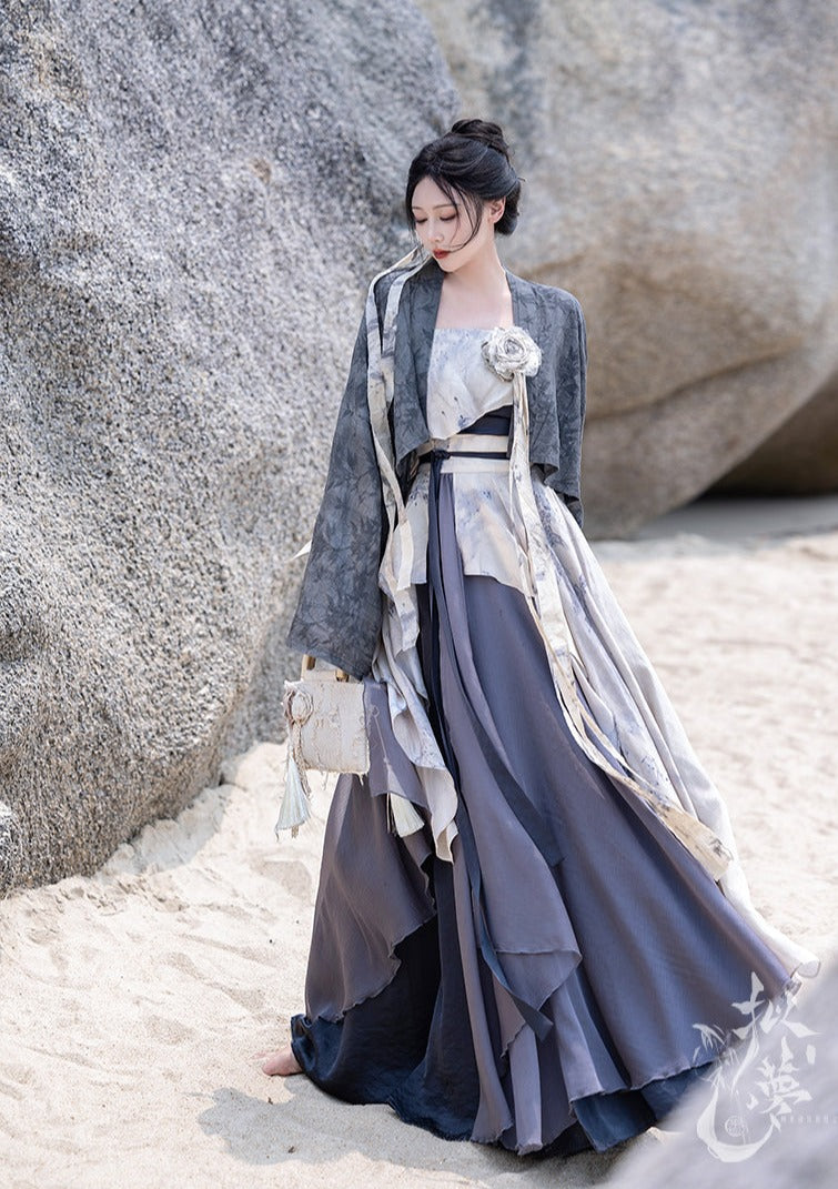 Mojave Ghost | Modern Gray Dress (无忧)