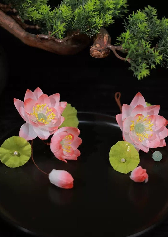 Lotus Fairy | Flower Hair Clips (凌波仙子)