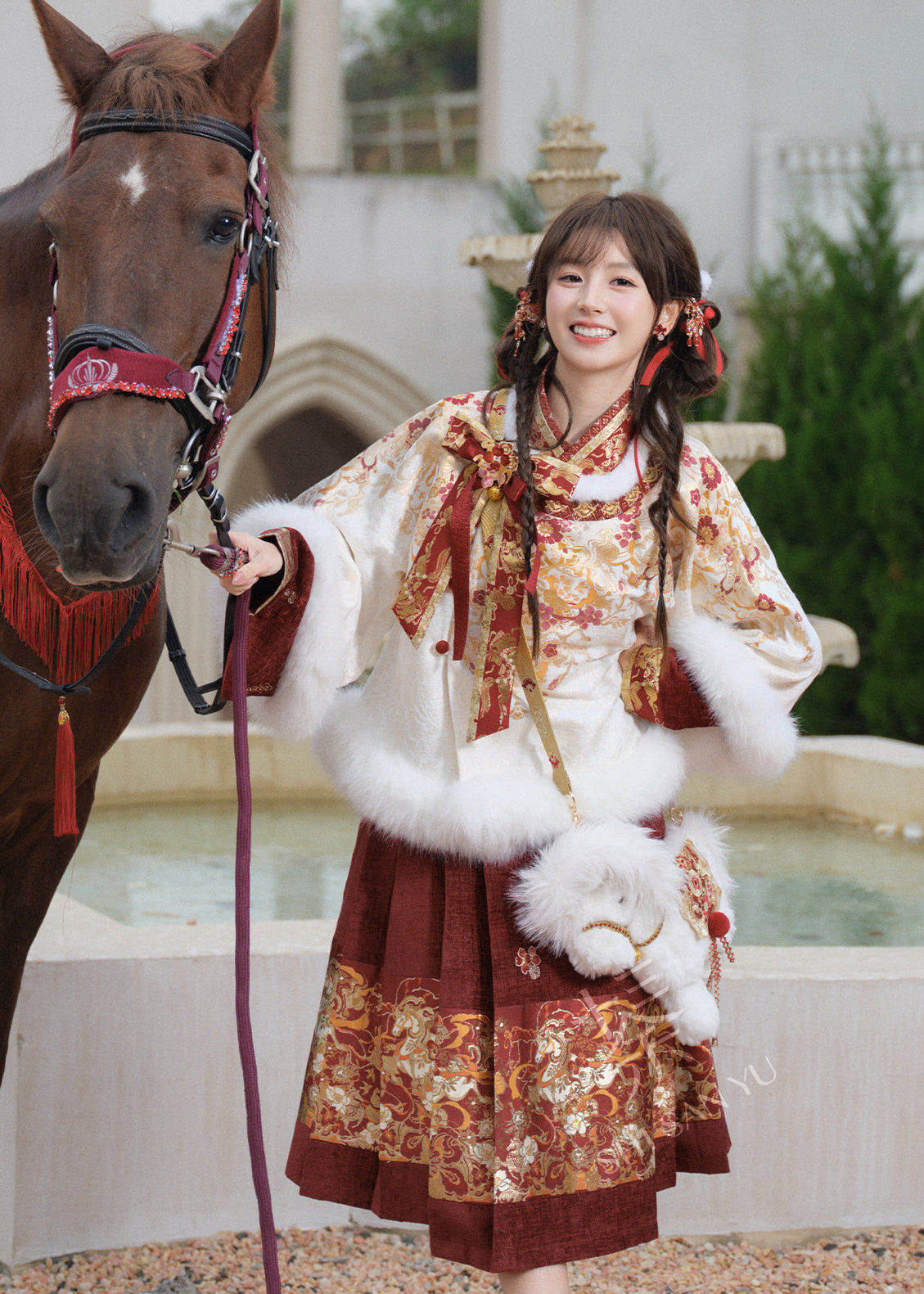 White Horse | 3-Piece 2026 New Year Hanfu (白马嘉岁)