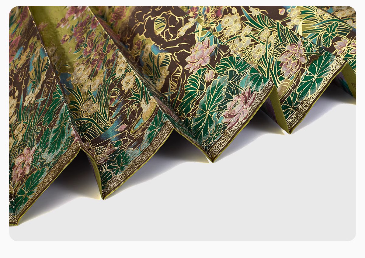 Ode to Blossoms | Modern 3-Pieces Ma Mian Skirt Set (繁花赋)