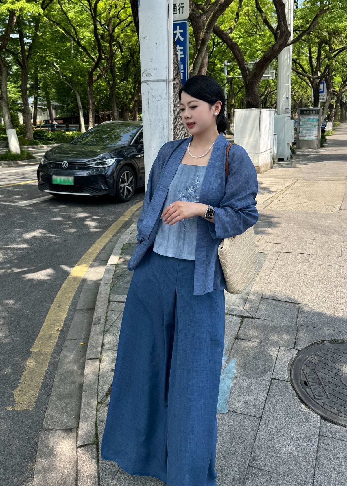Blue Irises | Plus Modern Pants Set (蓝鸢)