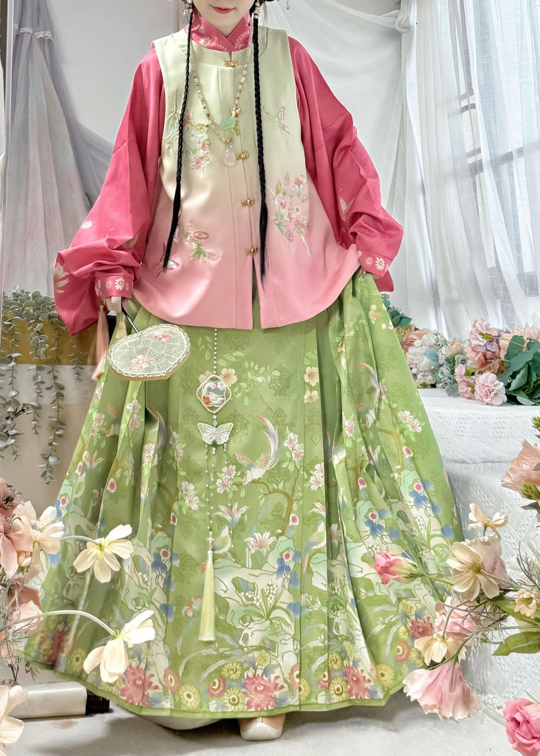 Secret Garden | 3-Piece Plus Vest Set (游园)