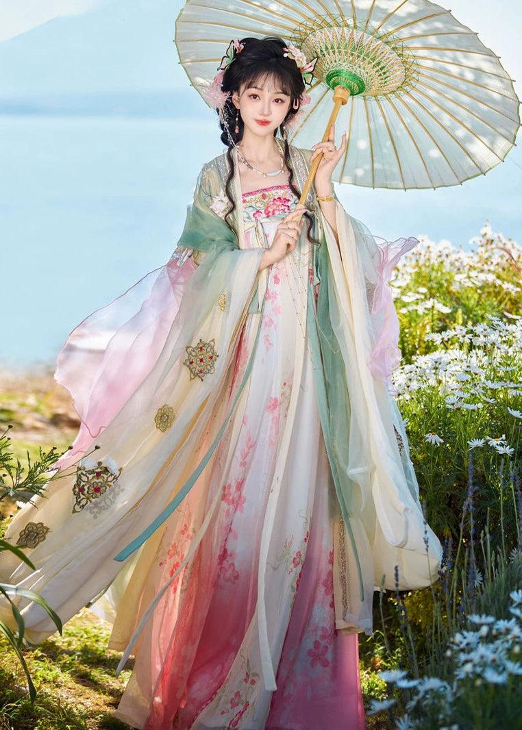 Spring Dawn | 3-Piece Embroidered  Hanfu (春晓)