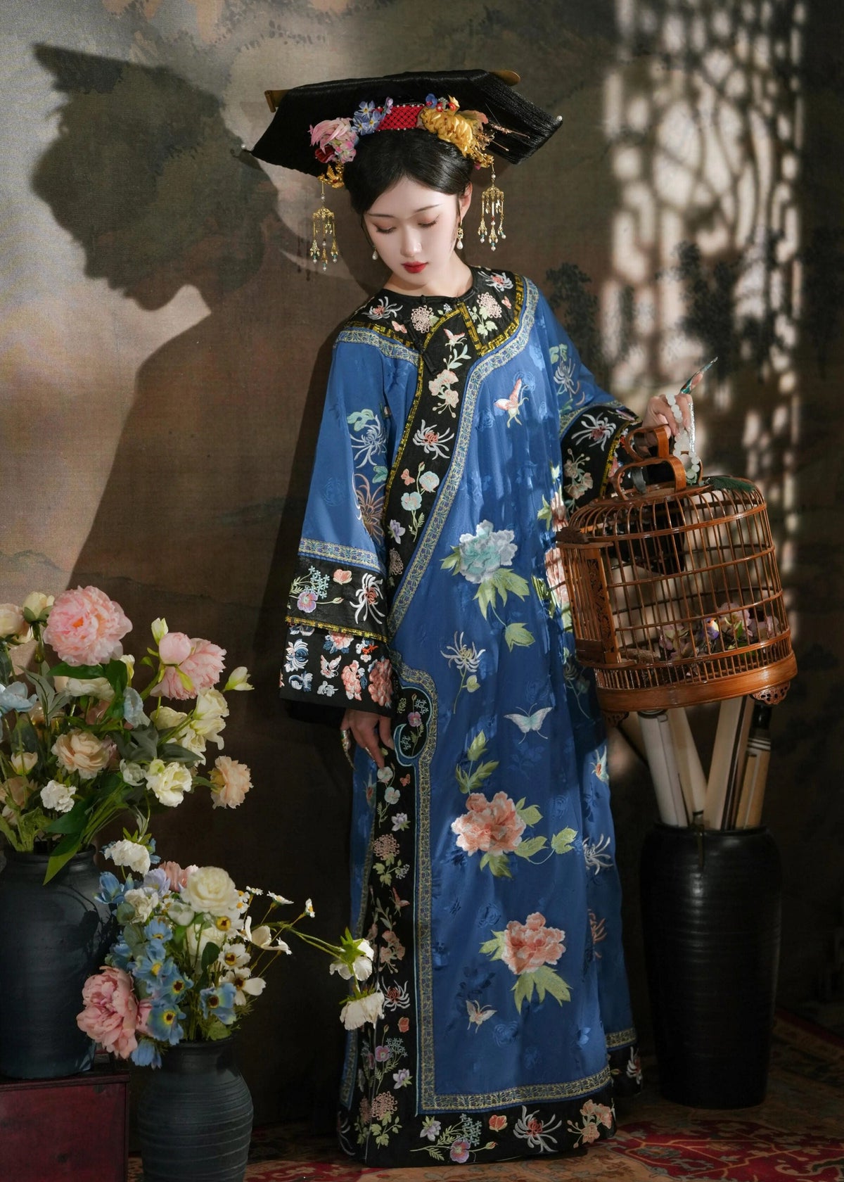 Sister Mei | Qing Manchu-style Embroidered Robe (眉姐姐)