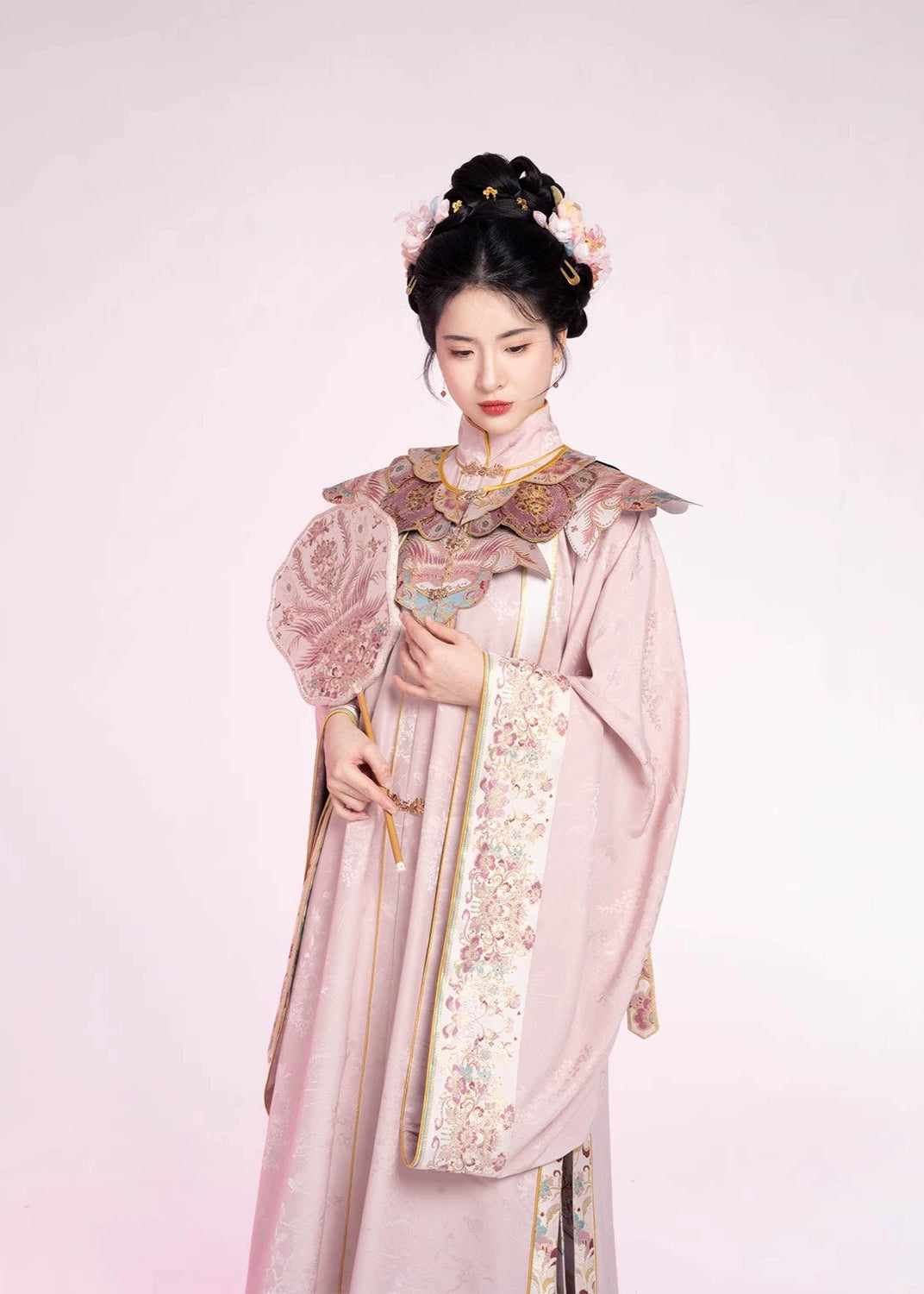 Pink Jade | 6-Piece Graduation Hanfu Gown (粉翠流丹)