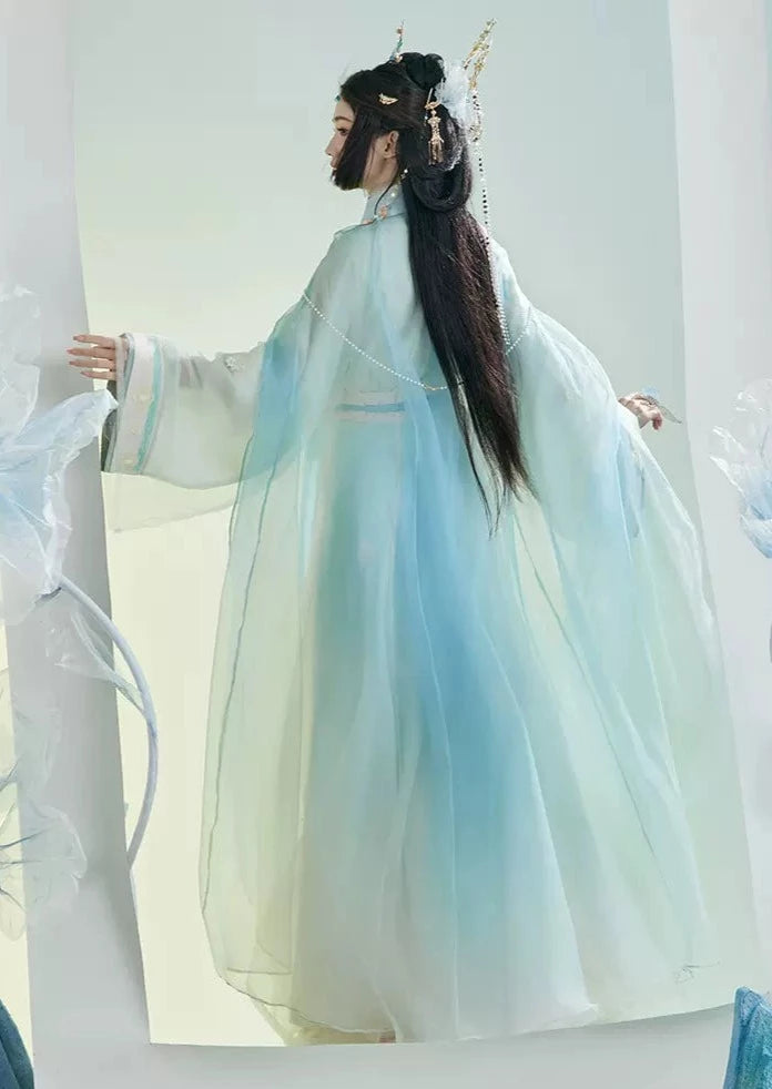 Spring Wind | 5-Pieces Embroidered Hanfu (岁岁春风)