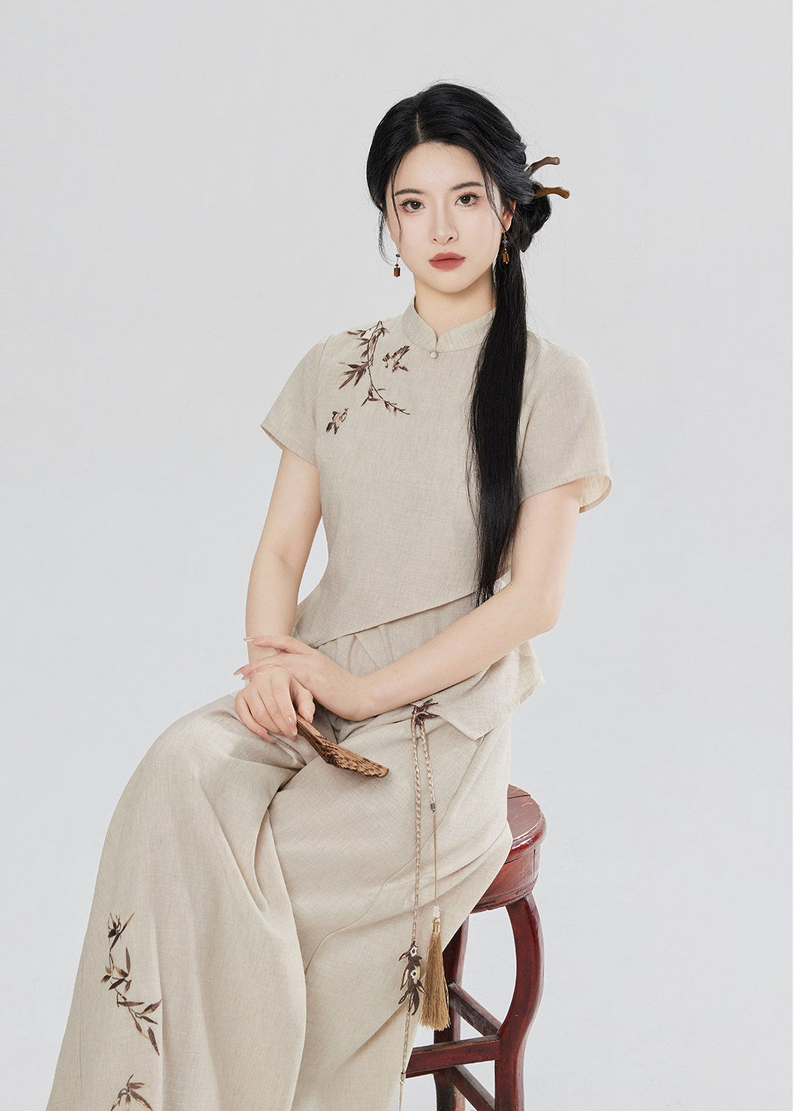 Sparrow Whisper | Modern 2-Piece Pants Set (枝头雀语)
