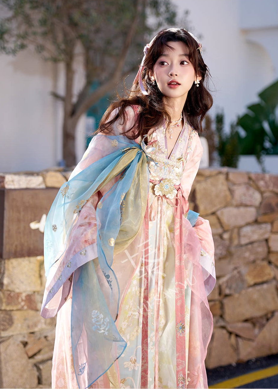 Orioles & Flowers | 3-Piece Embroidered Hanfu (莺花里)