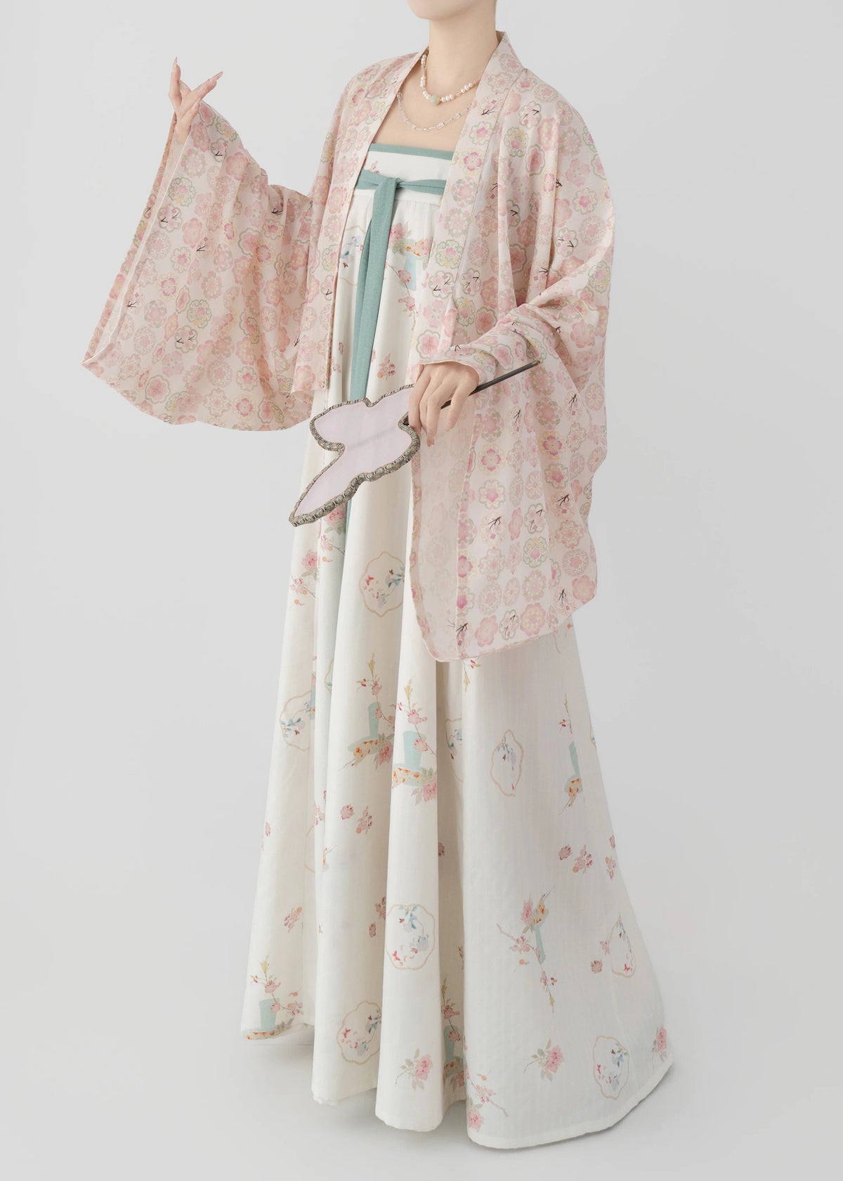 Pear Snow | 2-Piece Plus Hanfu (梨雪)