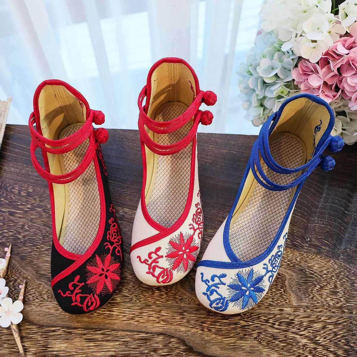Sunflower | Embroidered Shoes(太阳花）