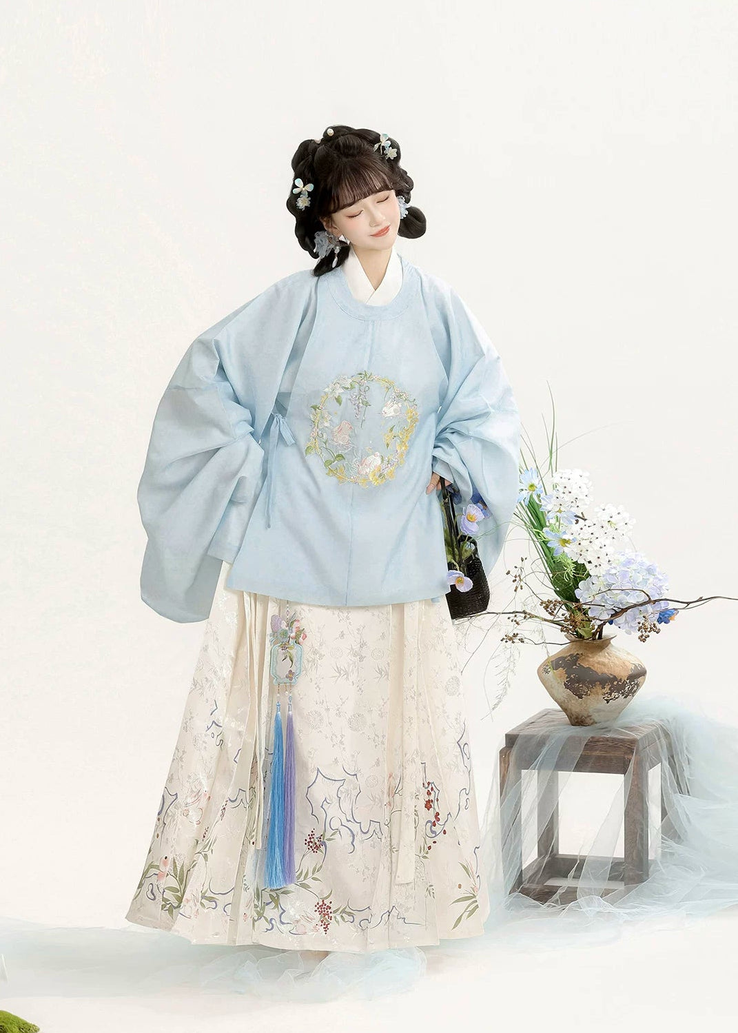 Moonlight Flower | 3-Piece Printed Hanfu (月下花眠)