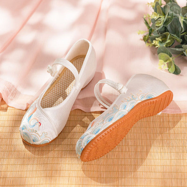 Azure Song | Embroidered Shoes (青歌）