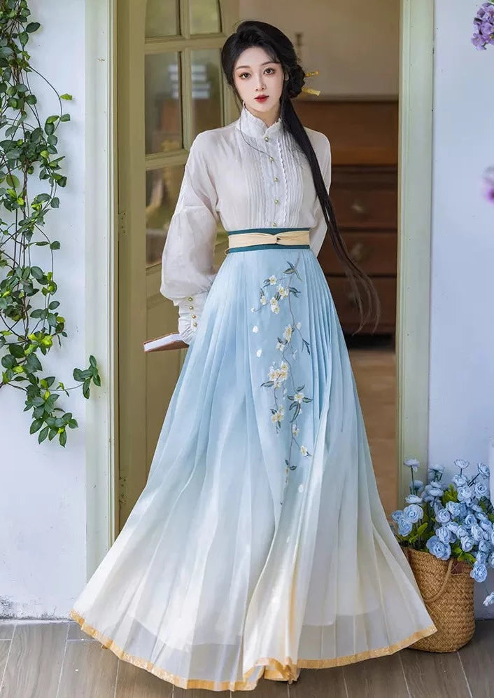 Pear Blossom | Modern 3-Pieces Ma Mian Hanfu (梨花曲)