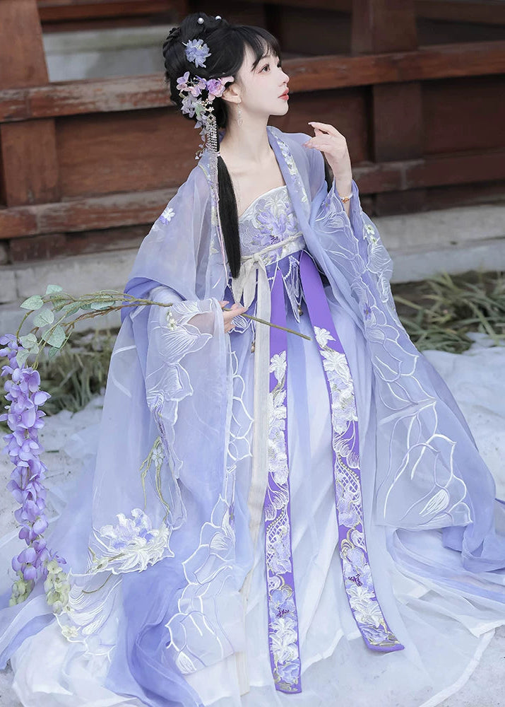 Wisteria Dream | 4-Piece Embroidered  Hanfu (芳华)