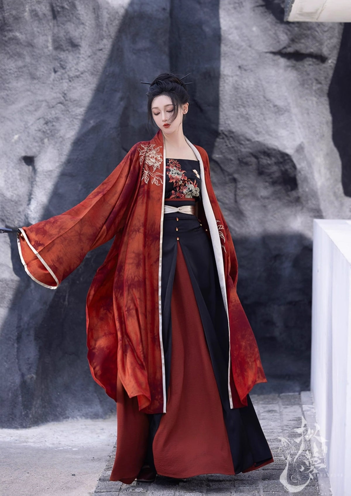 Nirvana | Modern 3-Pieces Set (涅槃)