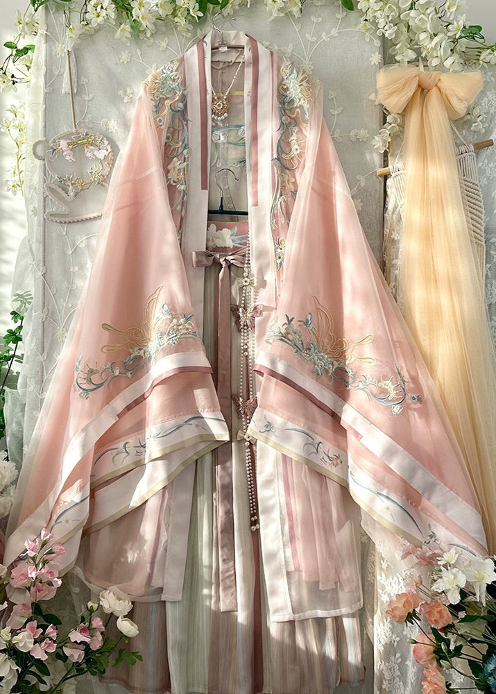 Blooming Flutter | 5-Piece Plus Embroidered Hanfu (蝶恋花海)