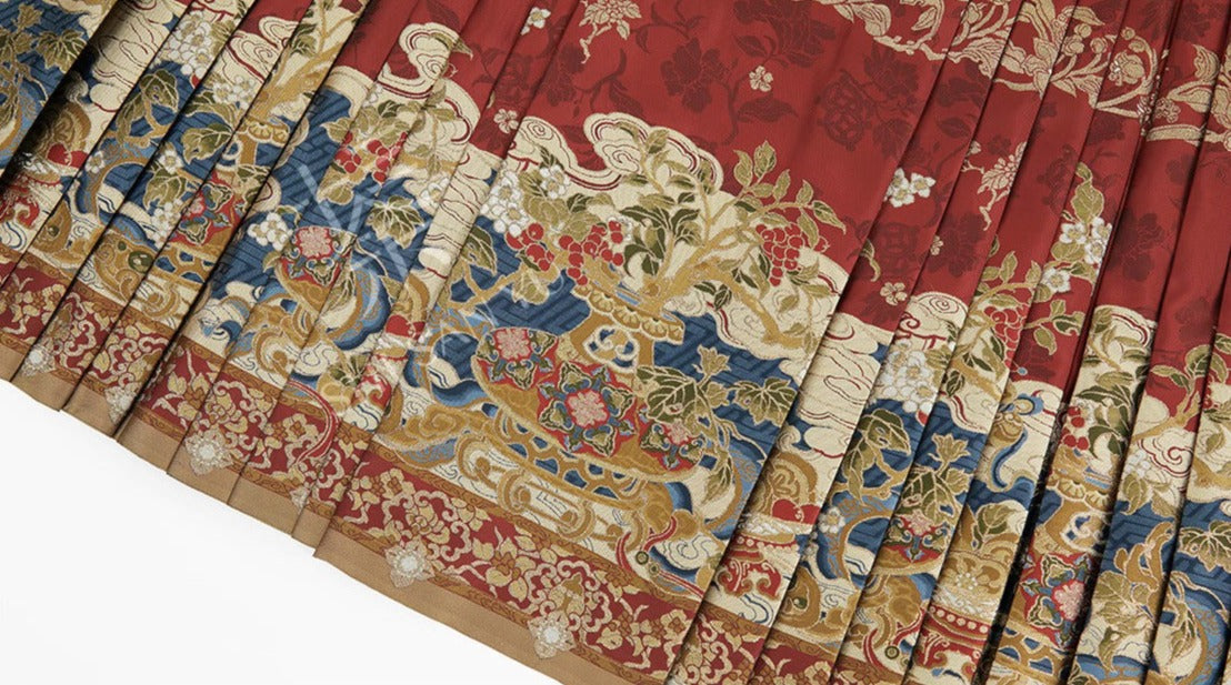 Golden Branch | 2-Pieces Ming Hanfu (九曜金枝)