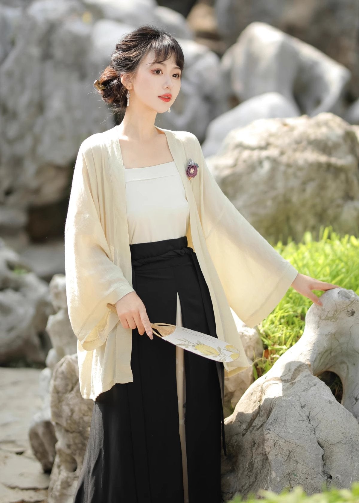 Flower Mirror | Modern 3-Pieces Hanfu (繁花镜)