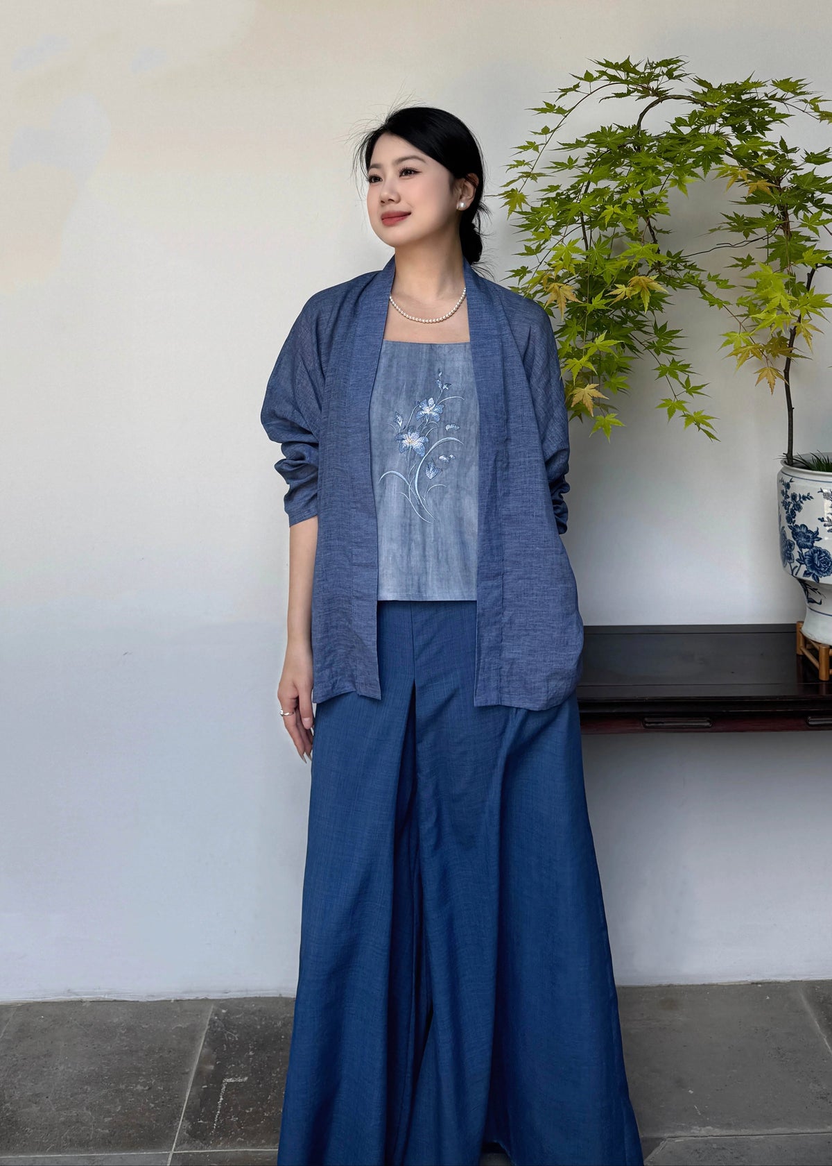 Blue Irises | Plus Modern Pants Set (蓝鸢)