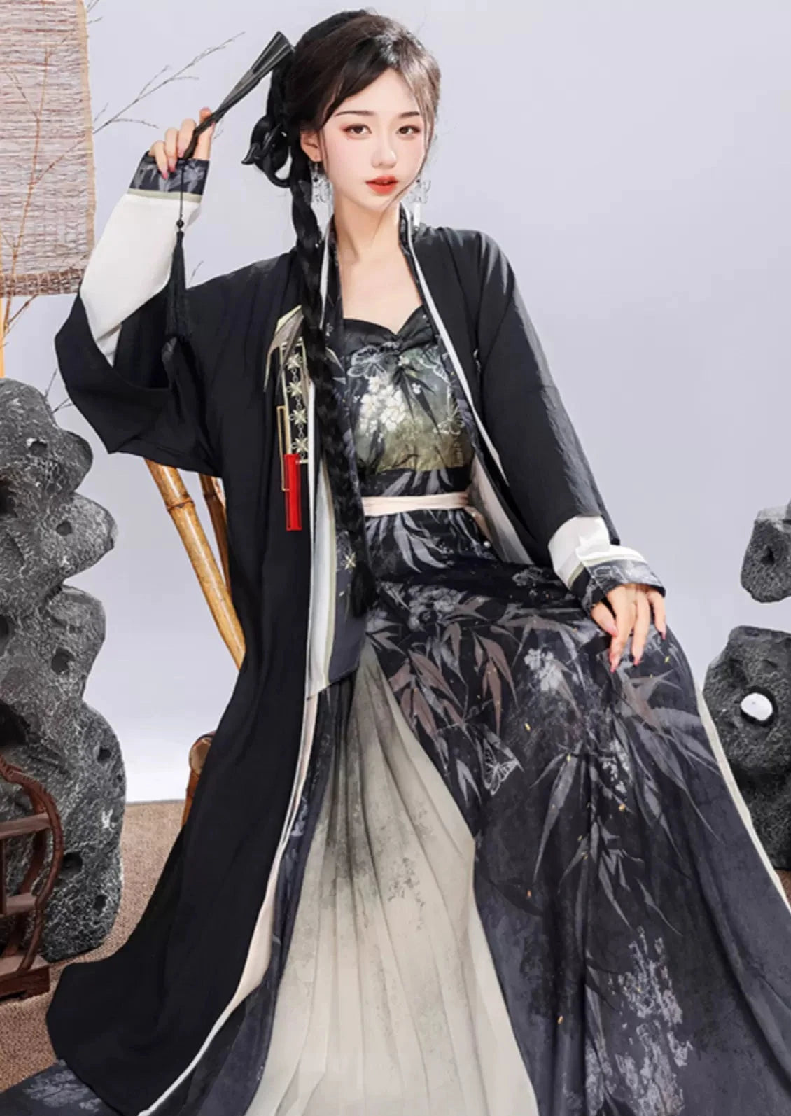Ink Whispers | 4-Pieces Hanfu Set (墨客)