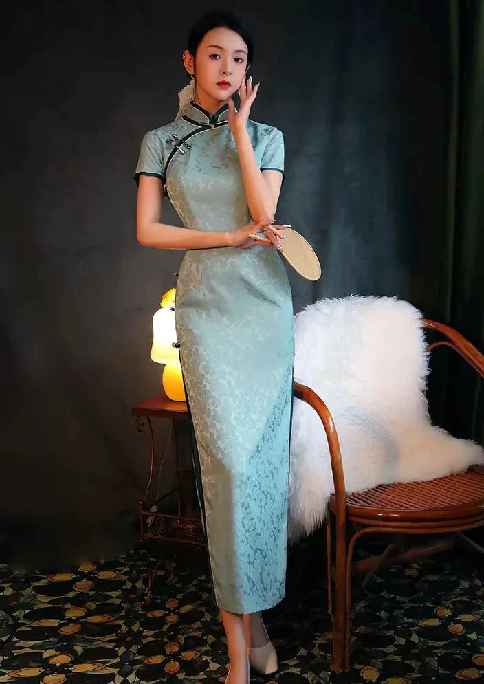 Blue Radiance | Satin Qipao Dress (花漾)