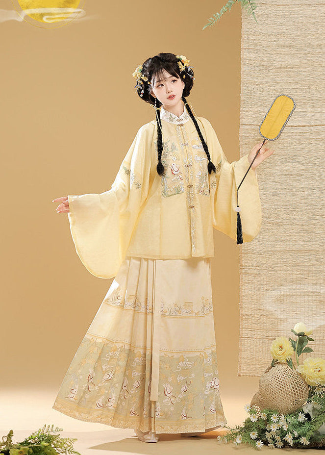 Osmanthus Rabbit | 2-Piece Embroidered Plus Hanfu (桂花兔)