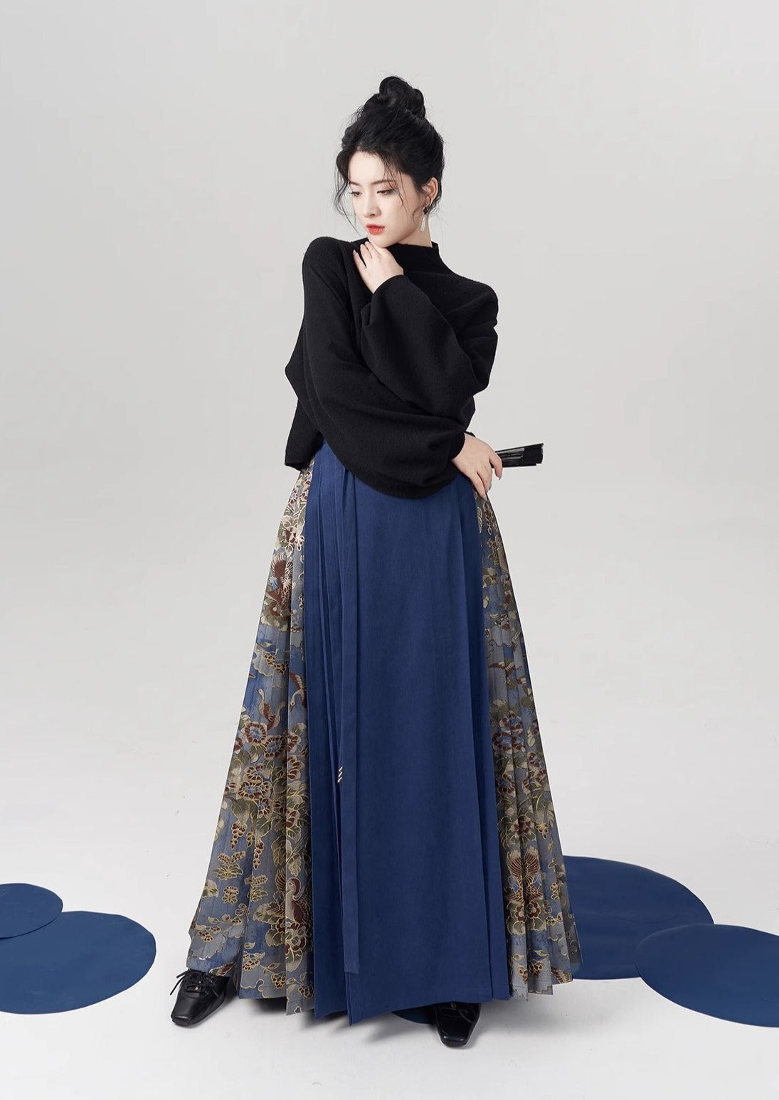 Harmony Time | Winter Modern Ma Mian Skirt Set (时和岁丰)