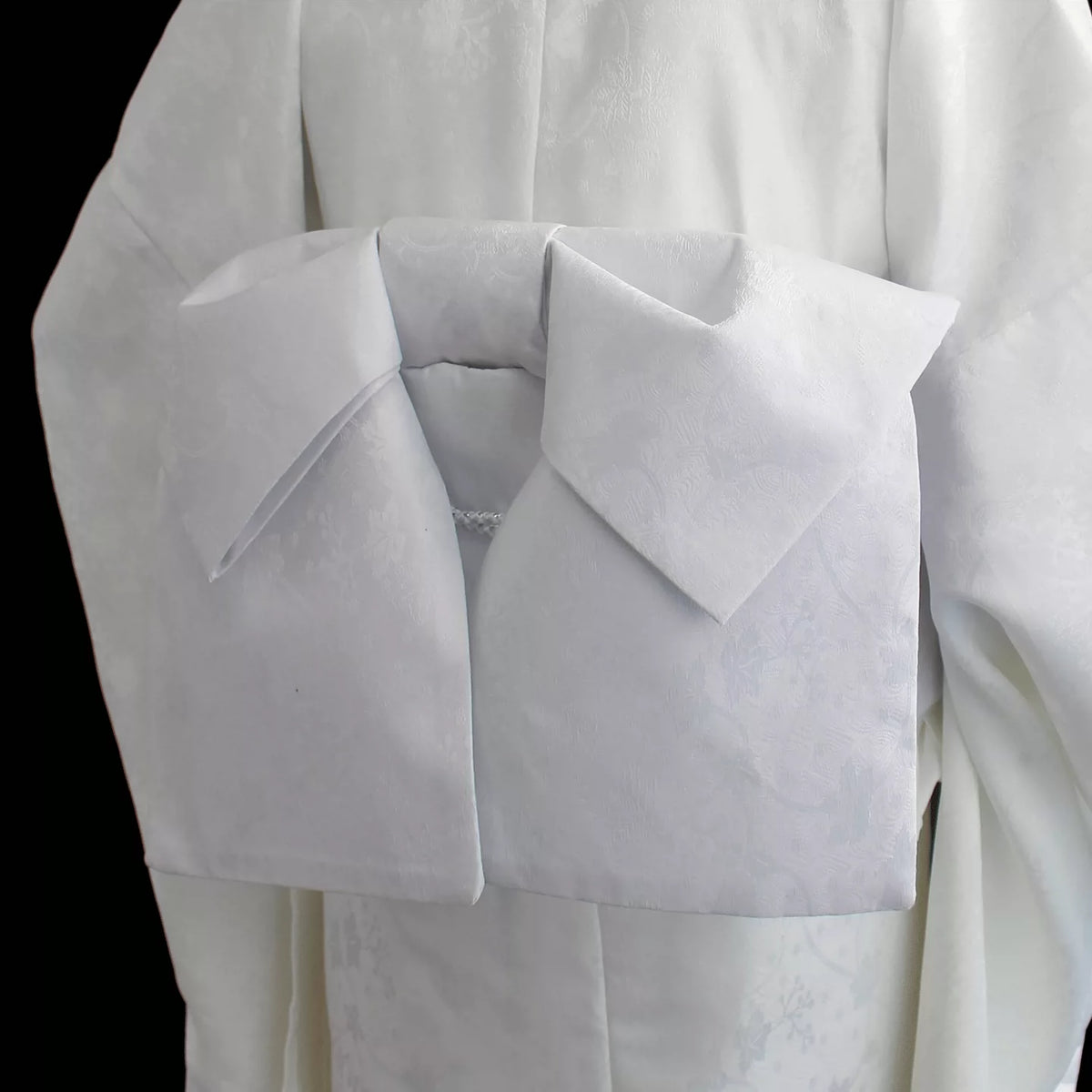 Kill Bill | 4-Piece Asian Kimono (雪刃)