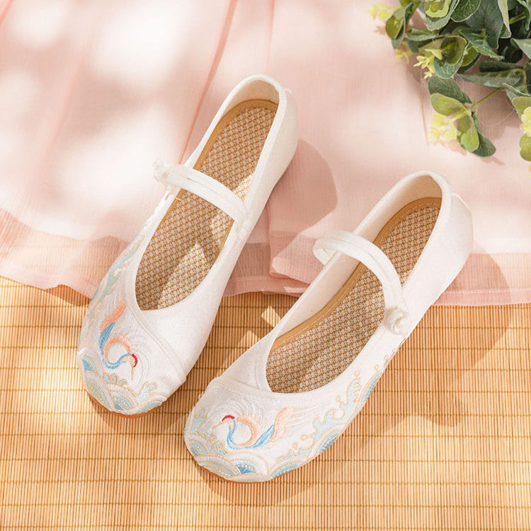 Azure Song | Embroidered Shoes (青歌）