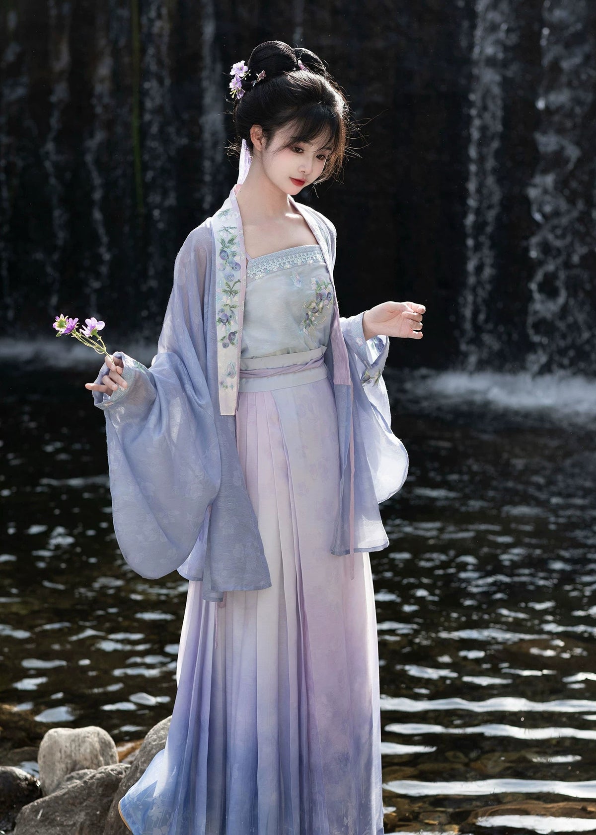 Blueberry | 3-Piece Plus Hanfu (蓝莓)