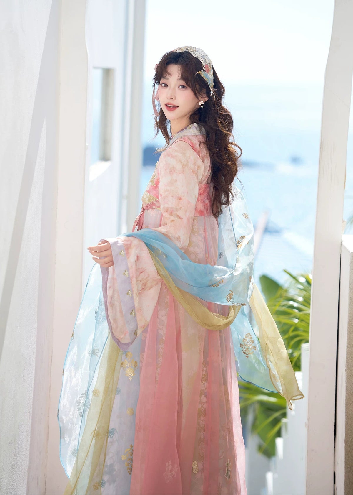 Orioles & Flowers | 3-Piece Embroidered Hanfu (莺花里)