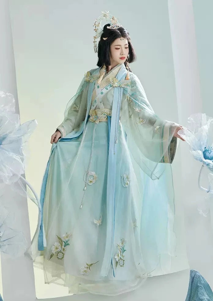 Spring Wind | 5-Pieces Embroidered Hanfu (岁岁春风)
