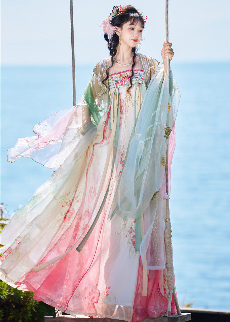 Spring Dawn | 3-Piece Embroidered  Hanfu (春晓)