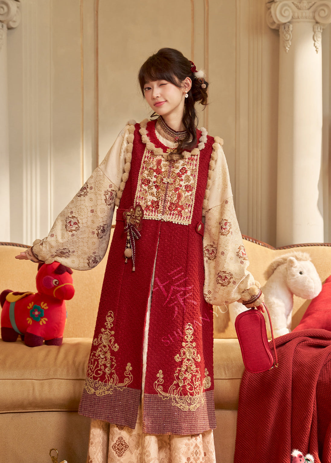 Crimson Steed | 4-Piece 2026 New Year Hanfu (赤马宝相)