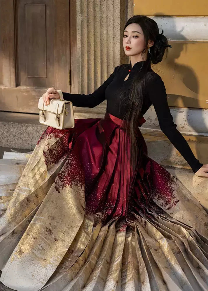 Moon River | Modern Golden Ma Mian Skirt (月生春江