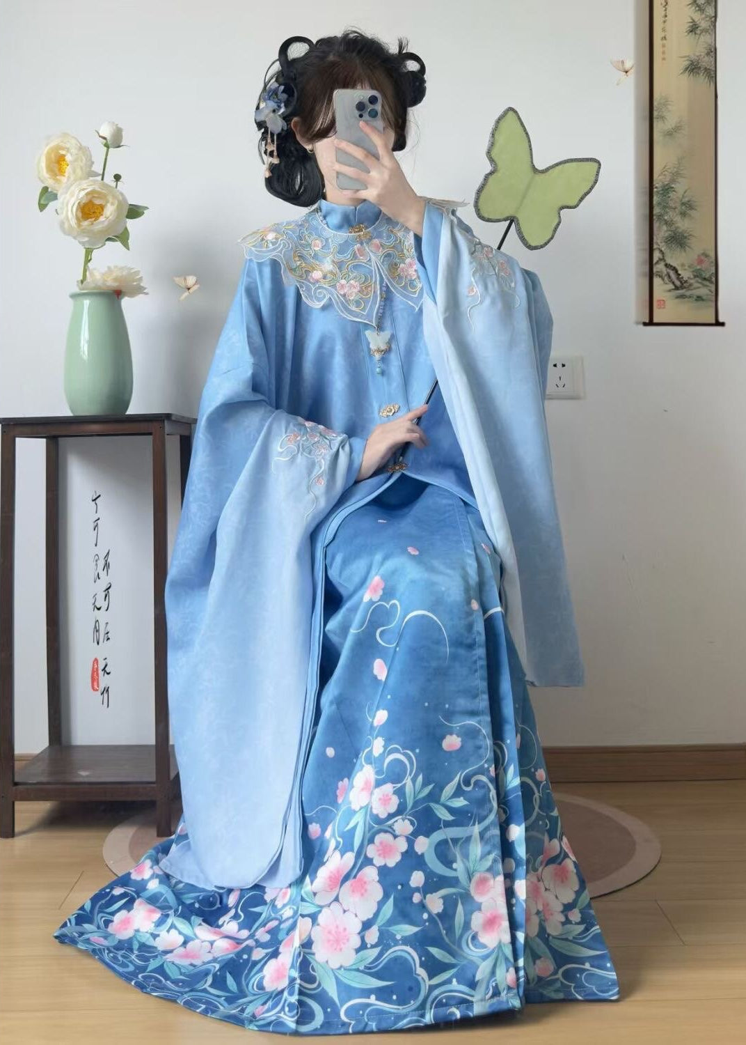 Butterfly Dance | 3-Piece Embroidered Plus Set (苍竹)
