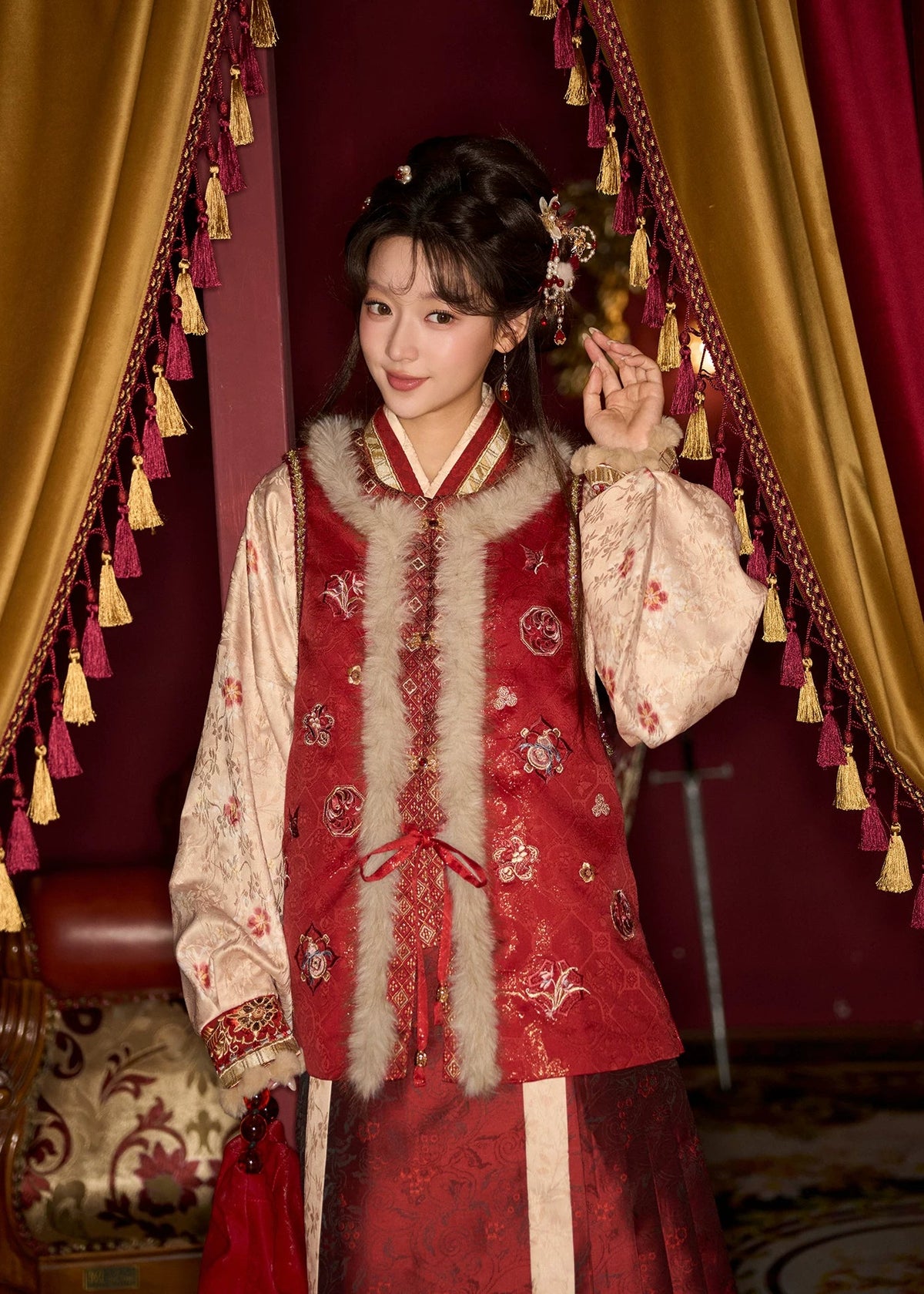 Serpiente espiritual | 4 piezas 2025 Año Nuevo Ming Hanfu (灵蛇守岁)