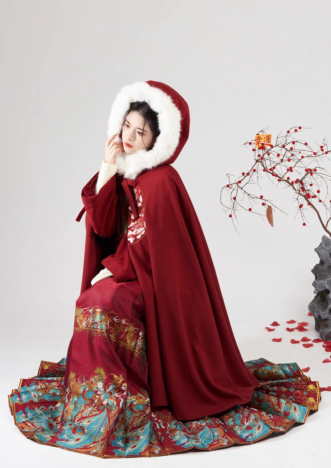 Fire Lantern | Winter Ma Mian Skirt Set (火璃)
