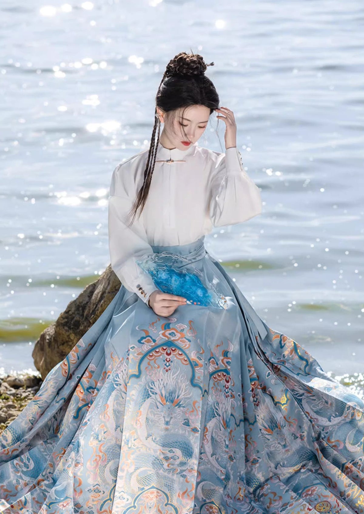 Dragon Heavens | Modern Ma Mian Skirt (龙御九天)