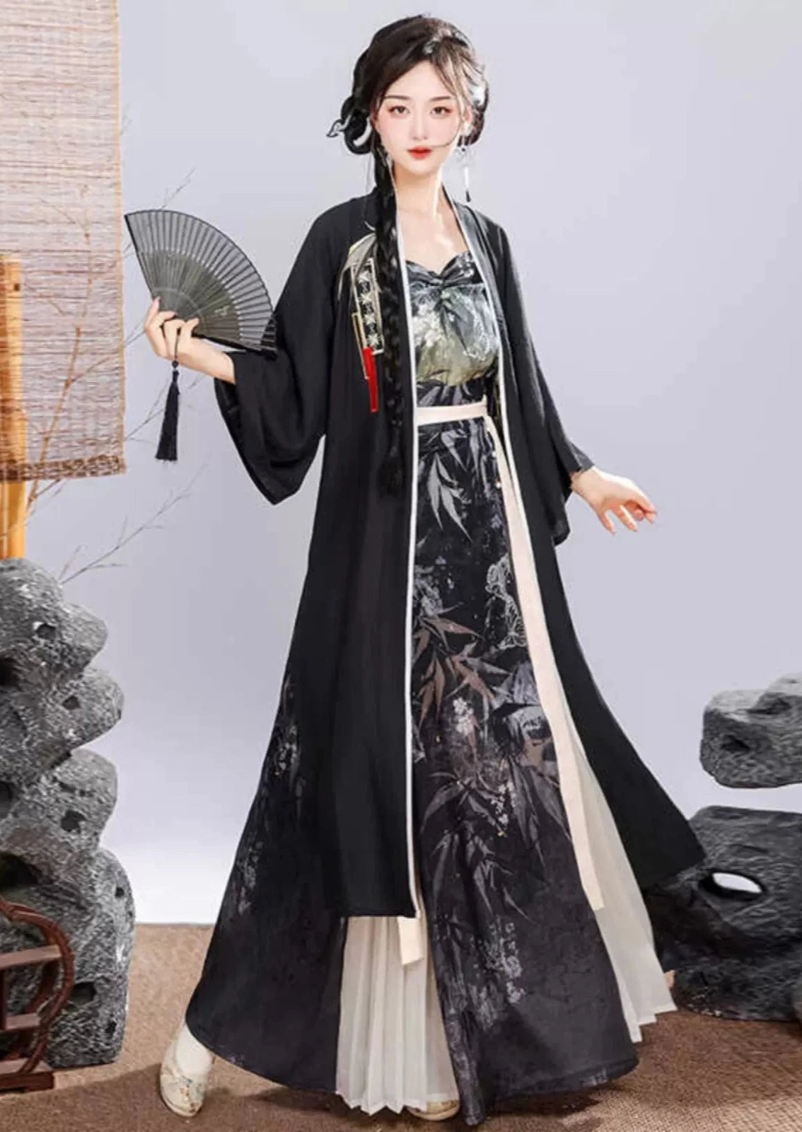 Ink Whispers | 4-Pieces Hanfu Set (墨客)