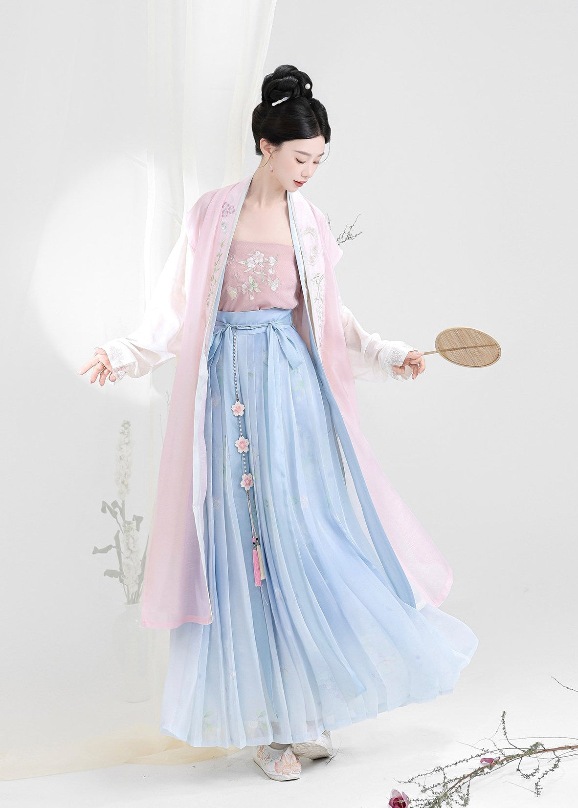 Early Summer | 3-Pieces Embroidered Set (初夏)