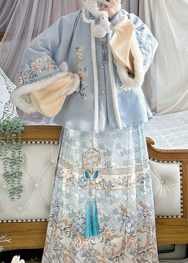 Snow Plum | 3-Piece Plus Winter Hanfu (梦蝶)