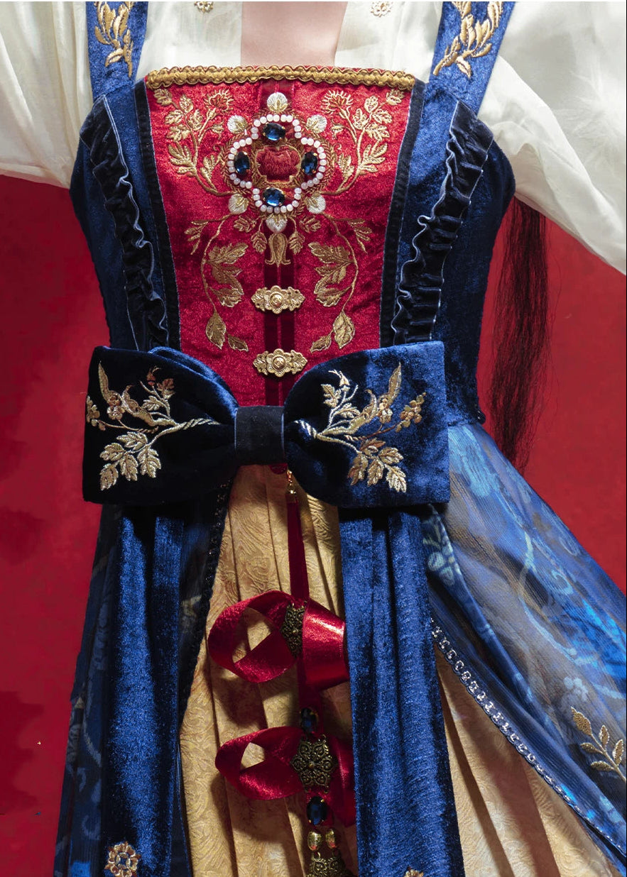 Snow White | 4-Piece 2026 New Year Hanfu (红苹果之宴)