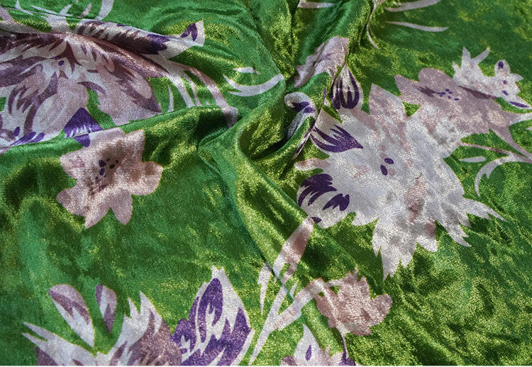Emerald Blossom | Vintage Velvet Qipao (翠影繁花)