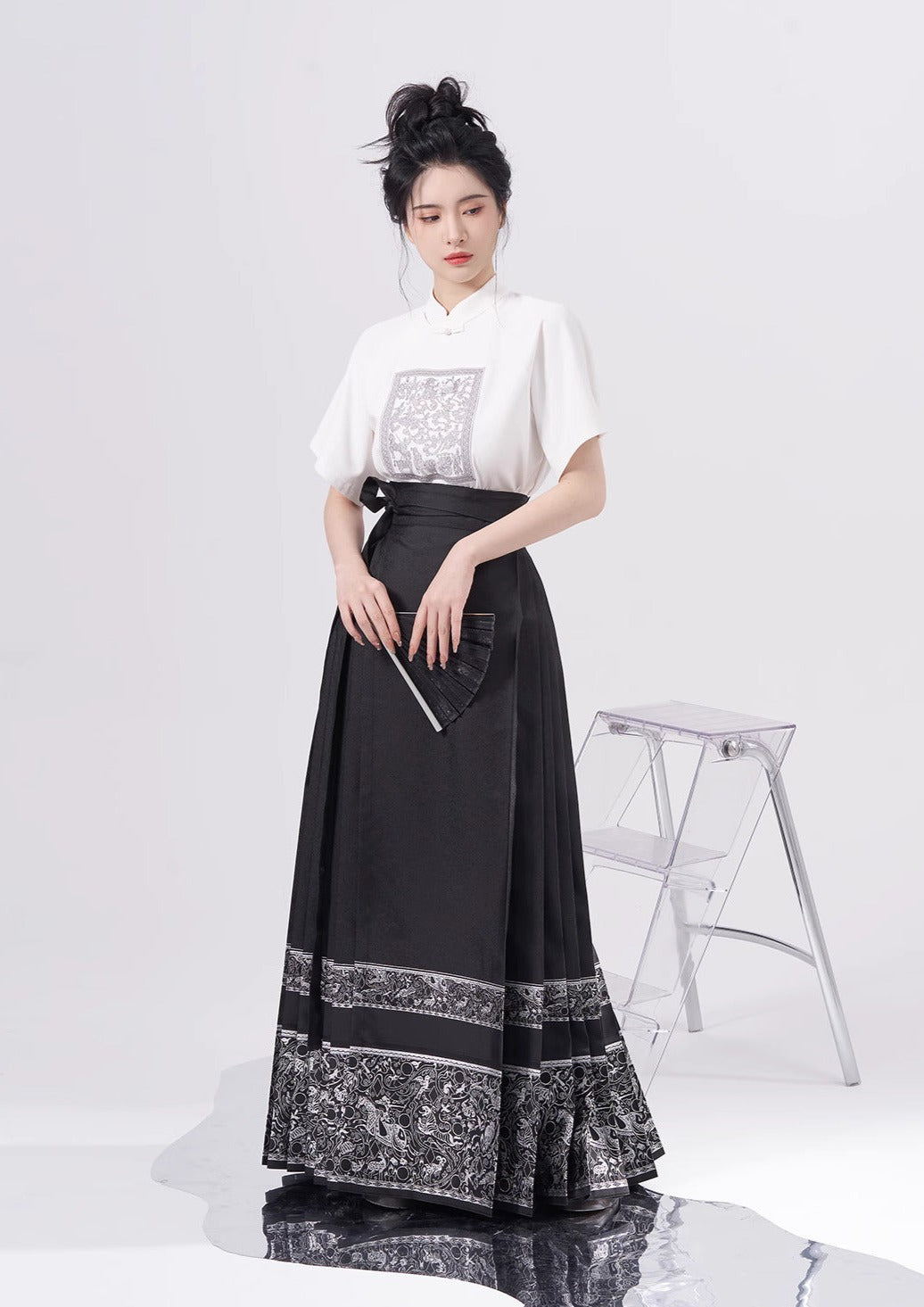 Horse Cloud | Modern Summer Set (马羽)