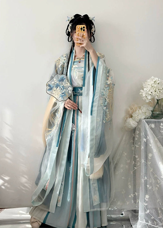 Blooming Flutter | 5-Piece Plus Embroidered Hanfu (蝶恋花海)