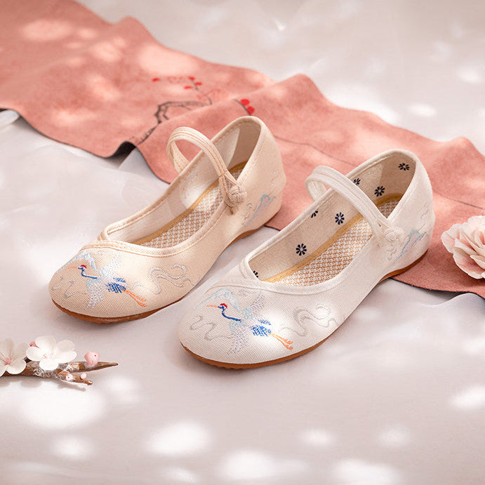 Soaring Crane | White Embroidered Shoes(凌云鹤）