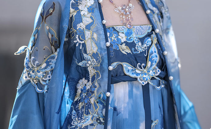 Blue Butterfly | 4-Piece Embroidered Hanfu (瓷碟美人)